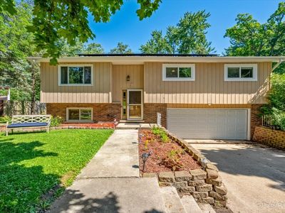 29W264 Lee Rd