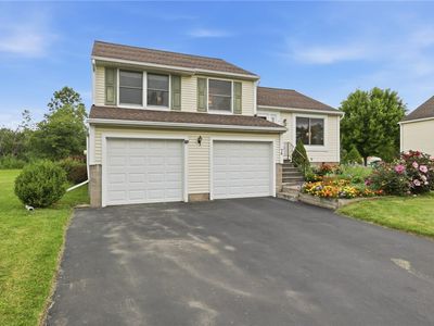 74 Galway Dr