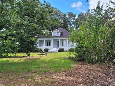 715 W Fort Williams St