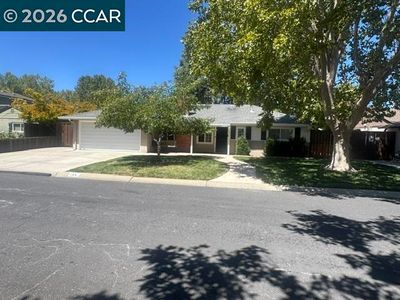 166 Cynthia Dr