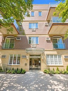 1570 W 10th St APT 3A