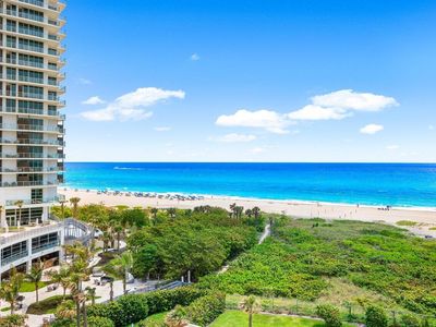 3000 N Ocean Drive #8a