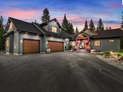 529 S Beaver Lake Rd
