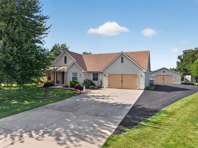 701 Forrest Dr