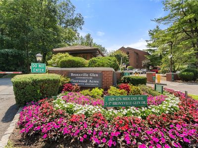 18 Bronxville Glen Drive #3-12