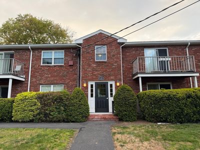 4 Kingswood Dr #3
