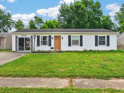 3451 Hollyglen Ct