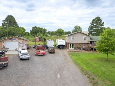 815 Old County Rd N