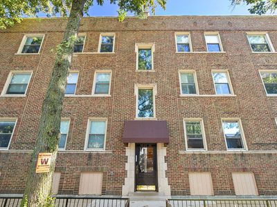 7025 N Wolcott Ave #2