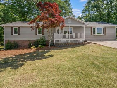 33 Russell Ln