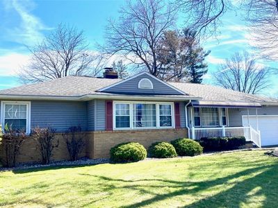 2305 S Schenley Ave