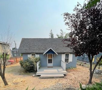 219 W Highland Avenue