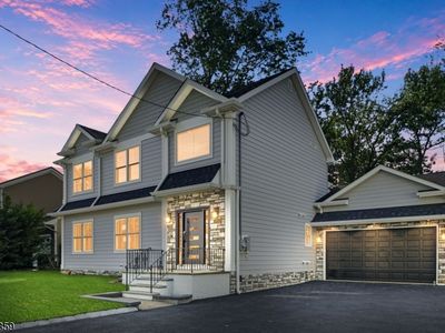 17 Blake Dr