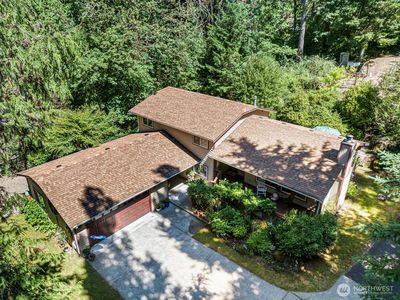 2929 East Bay Drive NW