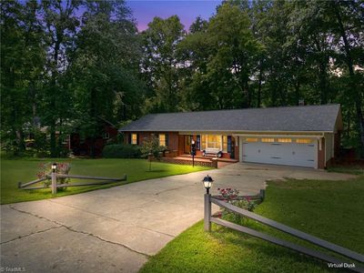 305 Heritage Cir