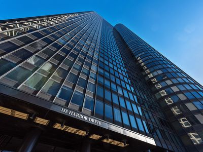 155 N Harbor Dr APT 2408