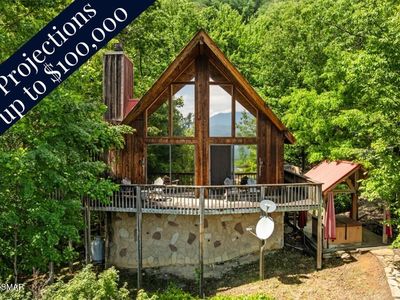 2295 Bluff Mountain Rd