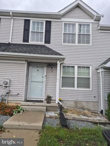5 Gristmill Ln