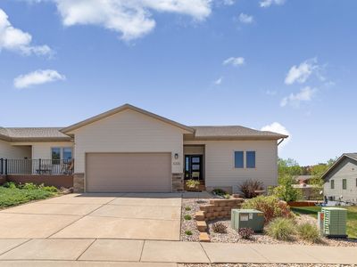 5221 Knowledge Dr