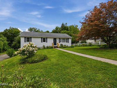 90 Brickyard Ct