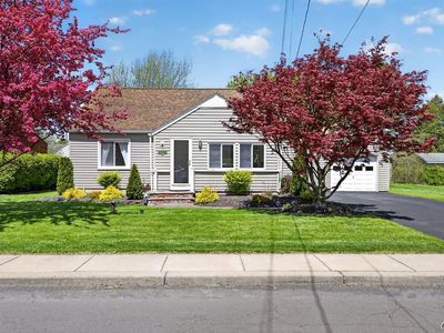 302 Bacon St