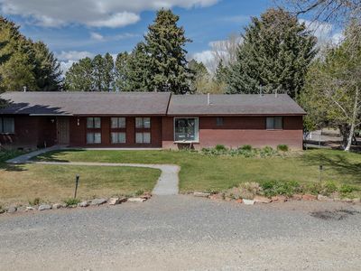 317 Cedar Ave