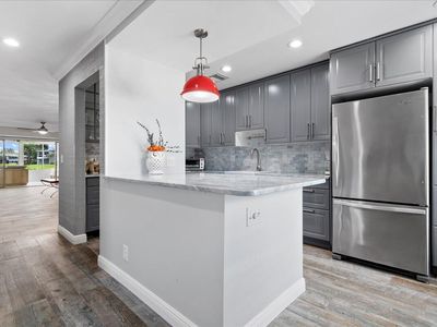 1395 SW 27th Avenue #103