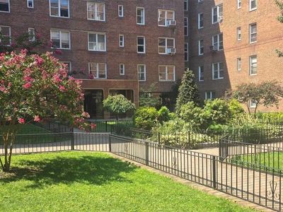 105-25 65 Avenue UNIT 2B