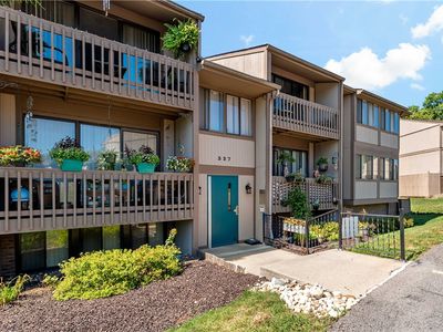 327 Ridge Point Cir #11A