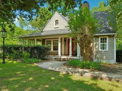 1693 Mohawk Dr
