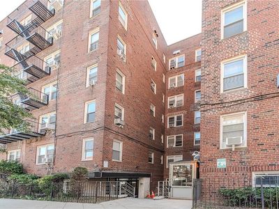 2260 Benson Ave APT 1F