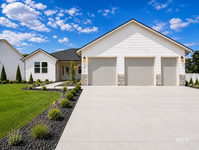 1071 W Afton Pl