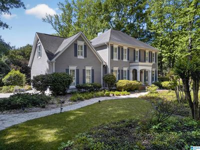 2 Woodside Pl