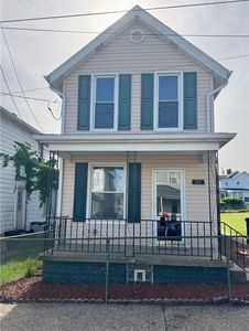 92 3rd Ave