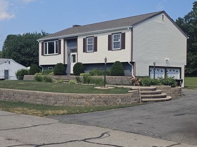 3 Brightman Ln
