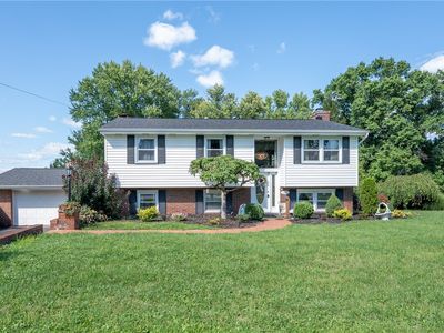 1206 Waverly Dr