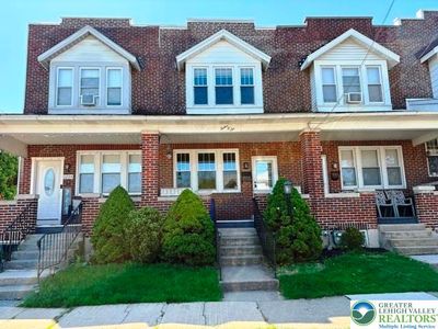 1206 Sioux St