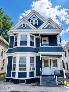 5 Ingersoll Avenue