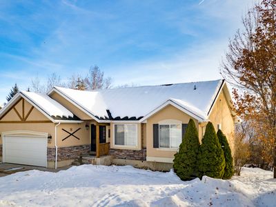 Property at 4819 E Fairway Oaks Dr N, Eden, UT