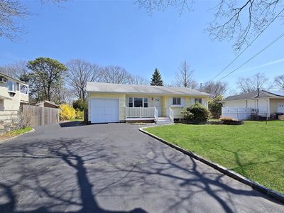 2069 Feuereisen Avenue