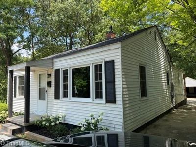 935 Highland Ave