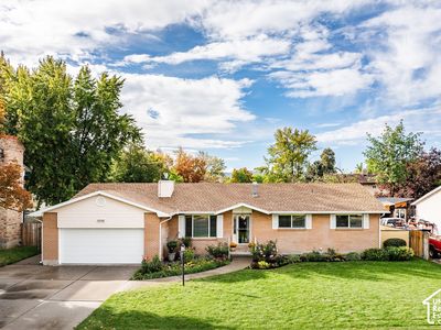 Property at 1556 E Petunia Way S, Sandy, UT