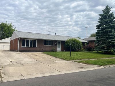 4957 Chesham Dr