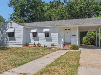 341 East Dr