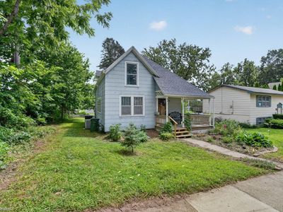 1310 Iowa St