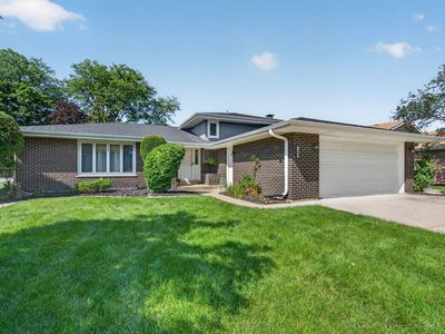 1609 Briarcrest Ln