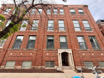 1122 W Newport Ave APT 1A