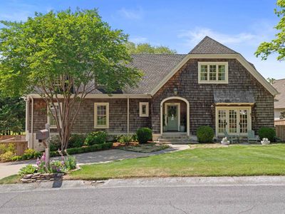 3200 Ridgely Ct