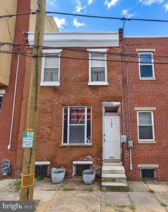 1726 Alter St