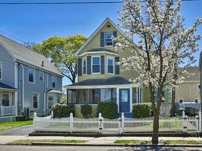 61 Central Ave